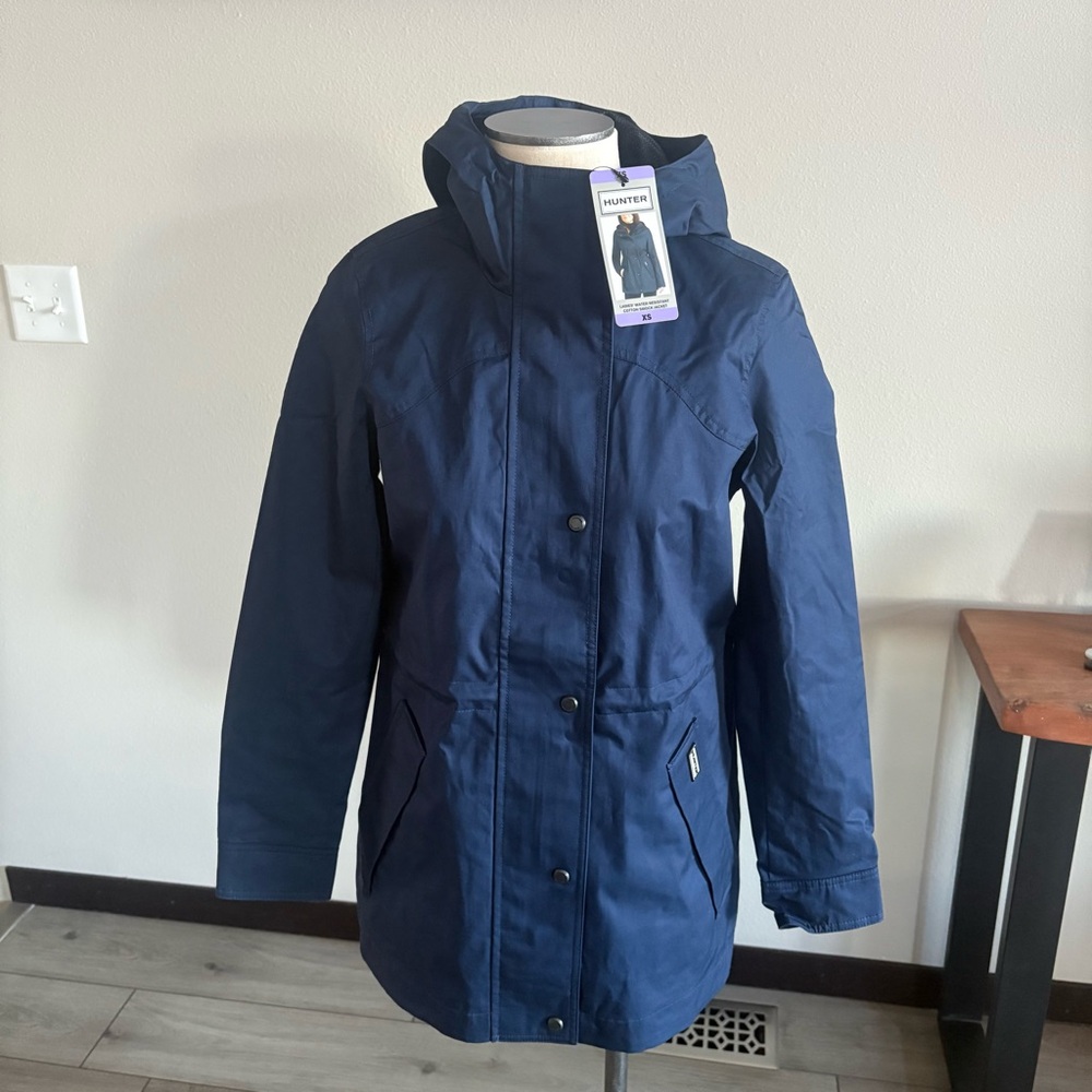 Hunter Women's Deep Blue Water Resistant Jacket